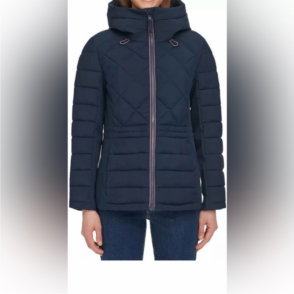 NEW Tommy Hilfiger Women's Hooded Stretch Shell Quilted Jacket Winter Coat L